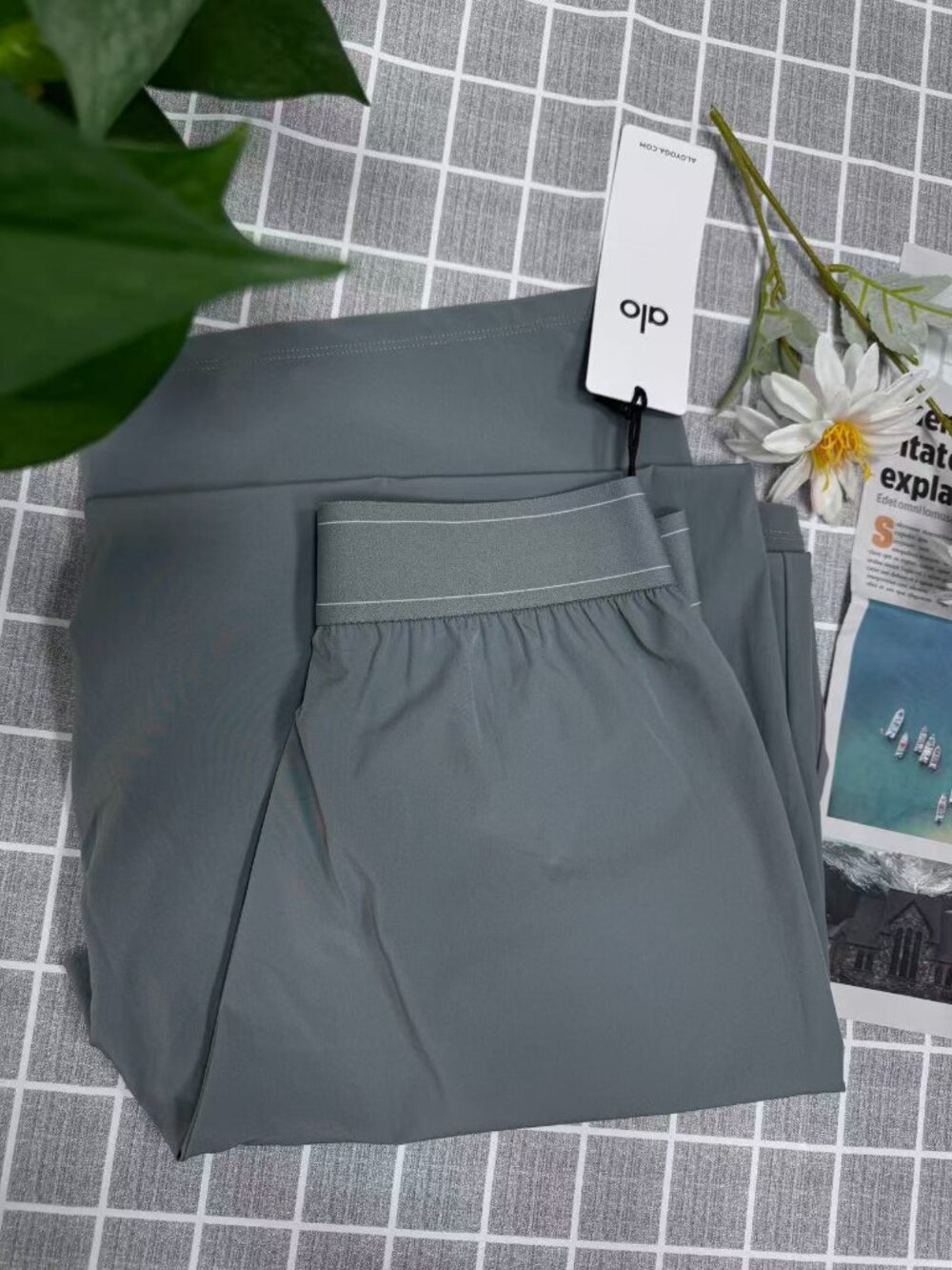 NWT Alo Yoga Suit Up Pants 😜 Steel Grey Wide Leg | Cozy Chic Athleisure Vibe🌷 - Picture 5 of 9